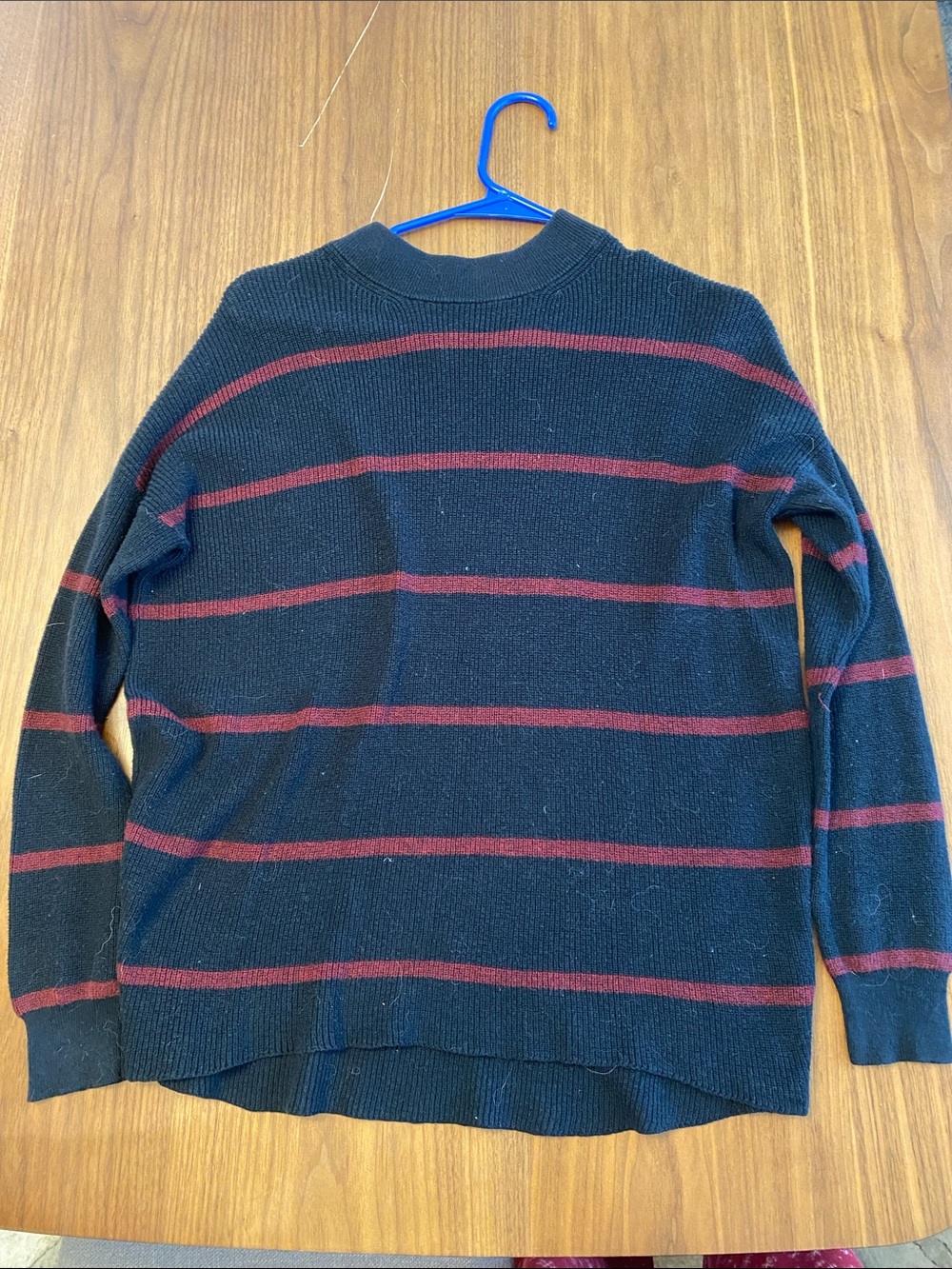 American Eagle Outfitters Black Crewneck Sweater with Burgundy Stripes